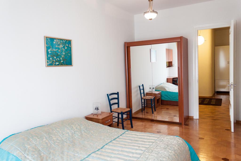 Apartment Janashia ティビリシ エクステリア 写真