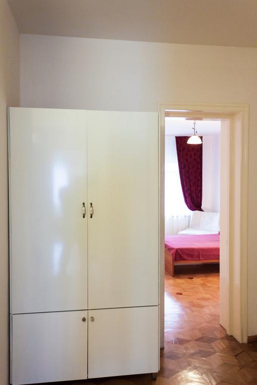 Apartment Janashia ティビリシ エクステリア 写真